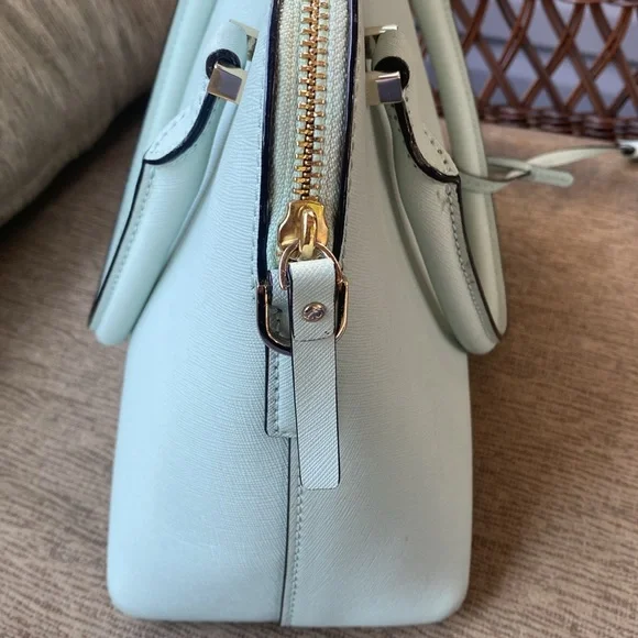 Kate Spade hand bag with crossbody strap - Picture 3 of 16